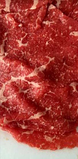 viande de boeuf coupée en lamelles pour carpaccio