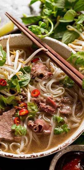 viande de boeuf ou de porc pour une soupe asiatique